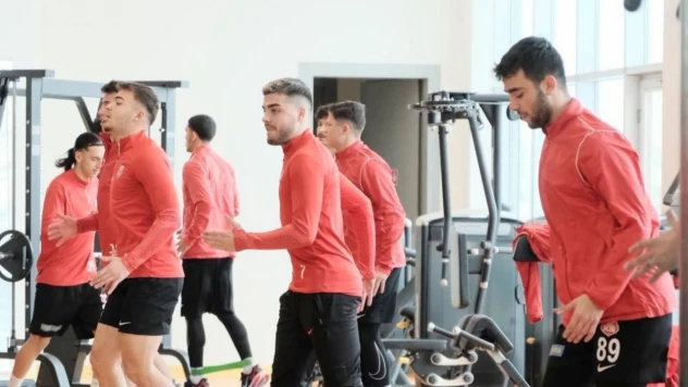 KSK, Güç Depoluyor