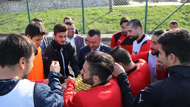 KSK'ya tatlı sürpriz