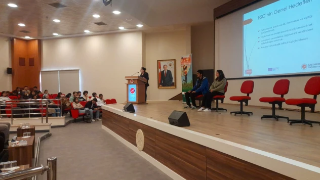 KÜ'de Erasmus Öğrenci Bilgilendirme Toplantısı