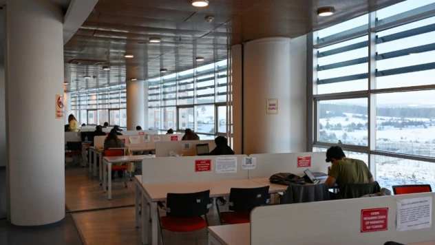 KÜ'nün Kütüphanesine Yoğun İlgi