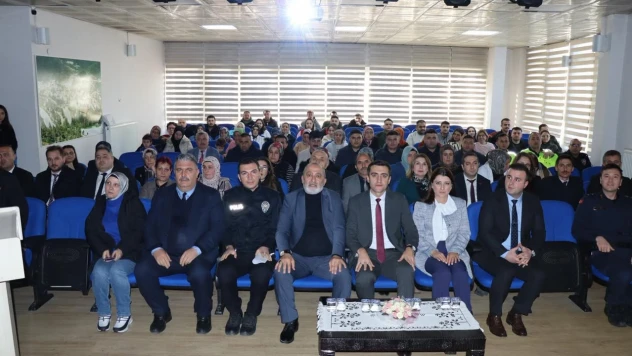 Küre'de Koruyucu Aile ve Çocuk Koruma Toplantısı