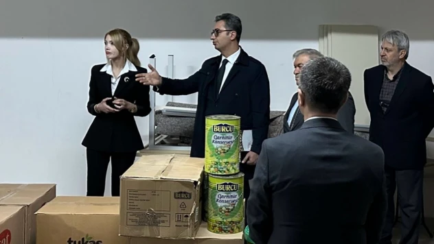 Ladik'te Deprem Afet Deposu Açıldı