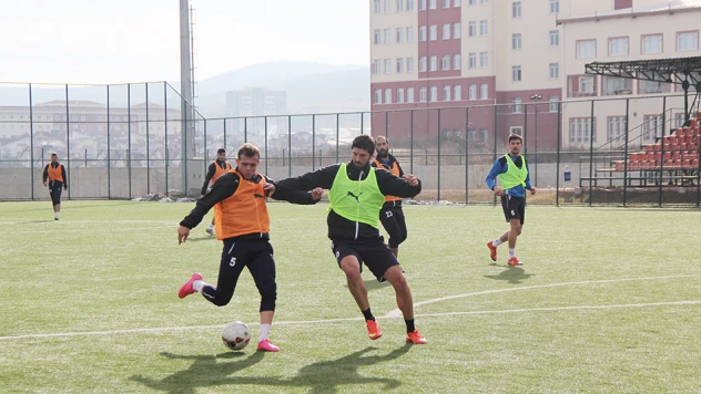 Lider, Çatalca'ya bileniyor