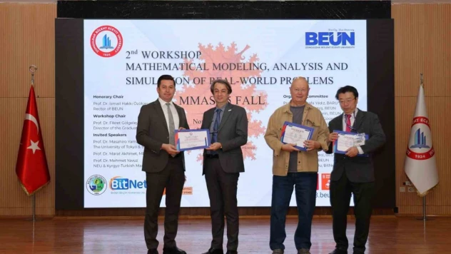 Matematik Ve Bilim Dünyası BEUN'da Buluştu