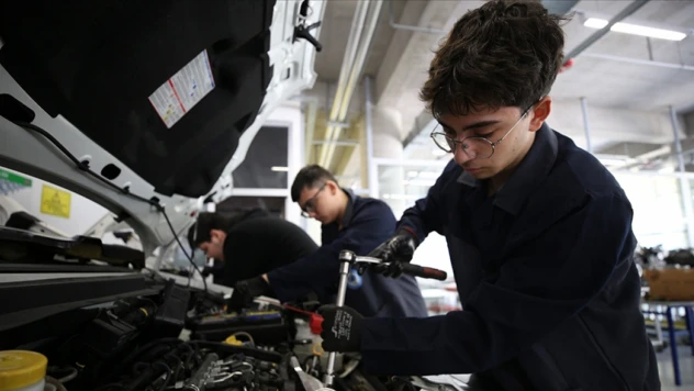 Meslek Liseleri Geçen Yıl 7,1 Milyar Lira Gelir Elde Etti