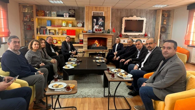 Milletvekili Ekmekci'den, Eczacı Odası'na Ziyaret