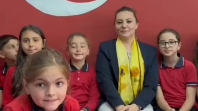 Milletvekili Ekmekci Öğrencilerle Buluştu
