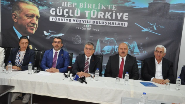 Milletvekili Uluay, Türkiye Yüzyılı Buluşmalarına Katılmak İçin Kars'a Gitti