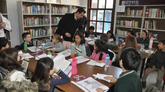 Miniklere Kitap Sevgisi Aşılanıyor