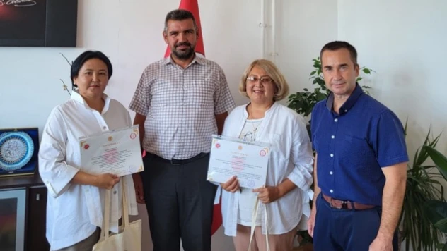 Misafir Öğretim Üyeleri Stajlarını Tamamladı