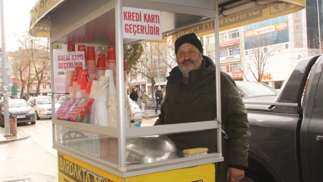 Mısırcı Satı Mehmet Öğretmiş: 'Mısır Buharda Pişirilmeli'