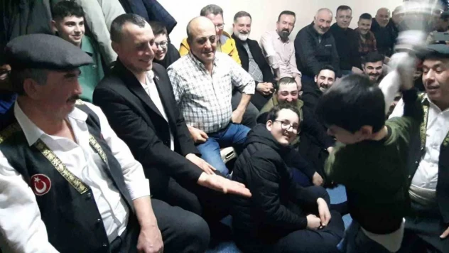 Mudurnu'da Geleneksel 'Birikme Gecesi'nde Güldüren Anlar