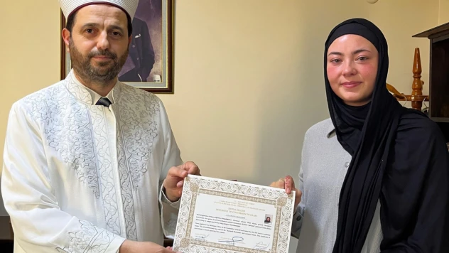 Müslüman olduktan sonra göz yaşlarını tutamadı