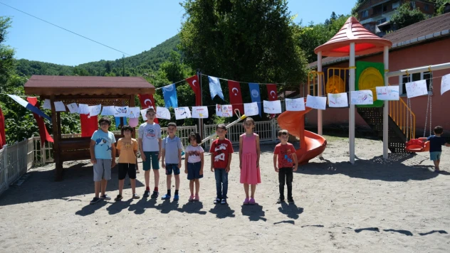 Naciye ve Ziya Kömeçoğlu Çocuk Parkı açıldı