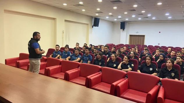 Narkotik bilinçlendiriyor