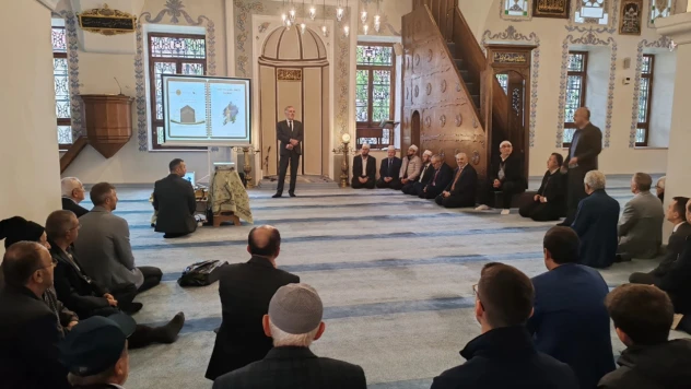 Nasrullah Kadı Camii'nde Umreciler İçin Seminer Düzenlendi