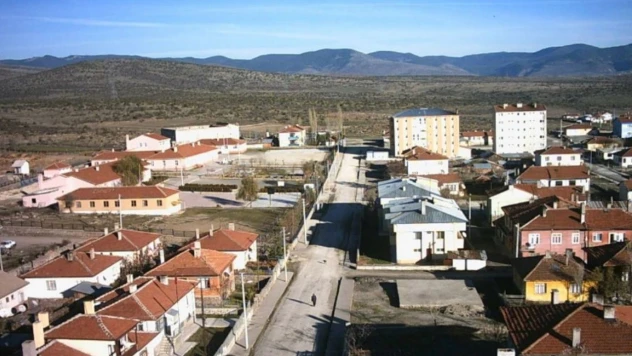 Nüfusu 1 Yılda 2 Bin Kişi Artan Kırbıscık İlçesi Köy Olmaktan Kurtuldu