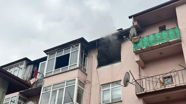 O Evini Kurtarmaya Çalıştı, İtfaiye Onu Kurtardı