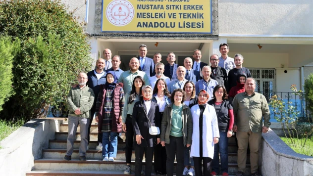 Okul Ziyaretleri Sürüyor
