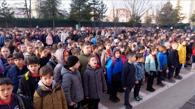 Okullarda 6 Şubat Depremlerinde Hayatını Kaybedenler İçin Saygı Duruşunda Bulunulacak