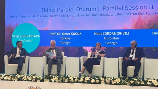 Ömer Küçük, KÜ'yü Temsil Etti