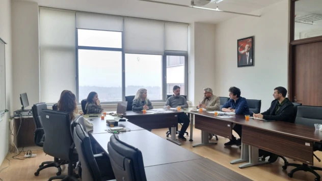 Otuzyedi Sanat Ve Tasarım Dergisi Toplandı