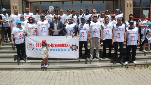 Öz Sağlık İş Sendikası'nın Eylemleri Sürüyor