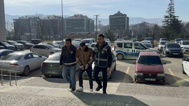 Arkadaşının 60 Bin Lirasını Çaldı