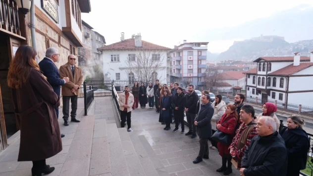 Patafizik: Bir Malzeme Deneyi Sergisinin Açılışı Gerçekleştirildi