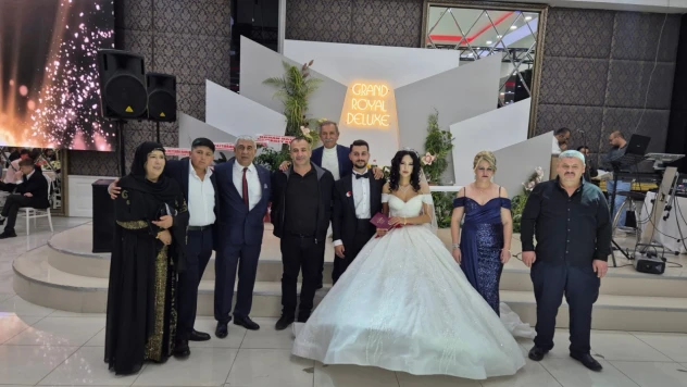 Rana İle Caner Dünya Evine Girdi