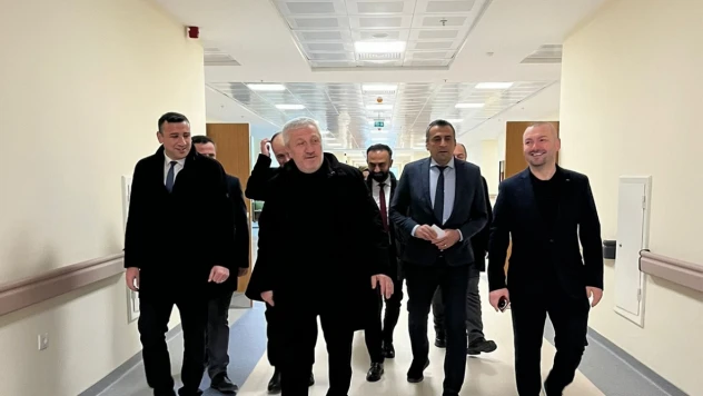 Rehabilitasyon Hastanesi'ni İncelediler