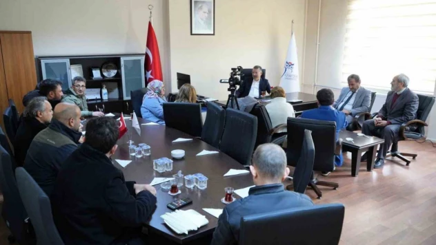 Rektör Kırışık, Eflani MYO Akademik Kurulu'na Katıldı