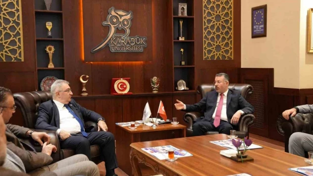 Rektör Kırışık KARDEMİR Genel Müdürü Peker İle Bir Araya Geldi