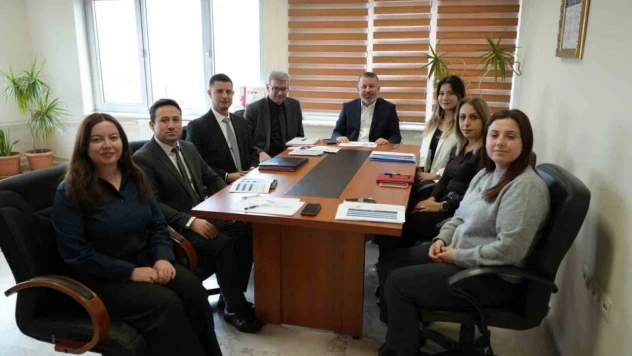 Rektör Kırışık, Uluslararası İlişkiler Koordinatörlüğü Ekibiyle Bir Araya Geldi