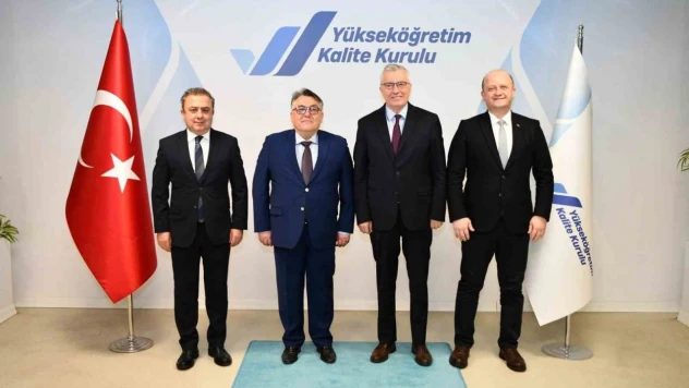 Rektör Özölçer'den YÖKAK Başkanı Kocabıçak'a Ziyaret