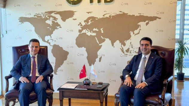 Rektör Topal'dan YTB Başkanı'na Ziyaret