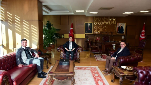 Rektör Topal Misafirlerini Kabul Etti