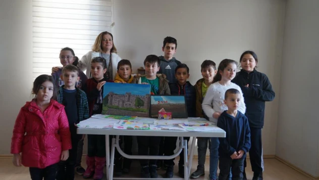 Resmettikleri duygular bağış oldu