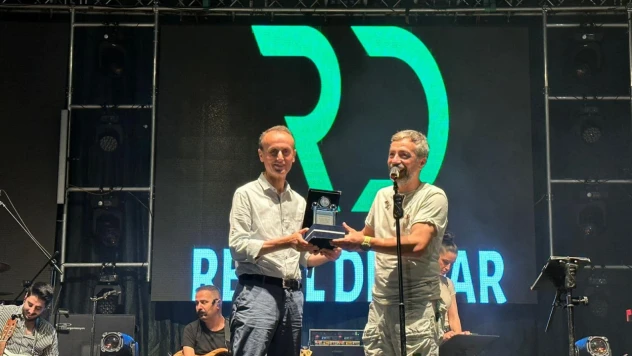 Resul Dindar hayranlarıyla buluştu