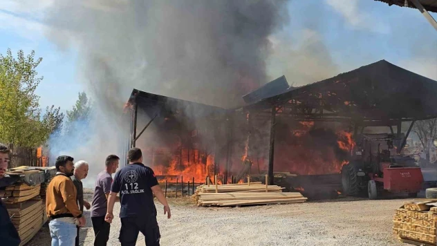 Kereste Fabrikasında Korkutan Yangın