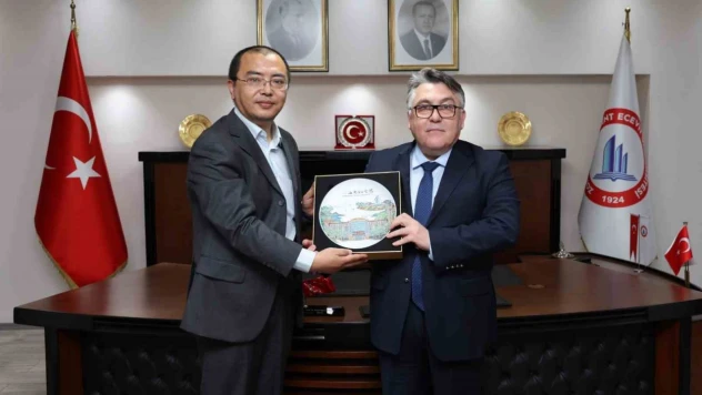 Şangay Dianji Üniversitesi Heyetinden Rektör Özölçer'e Ziyaret