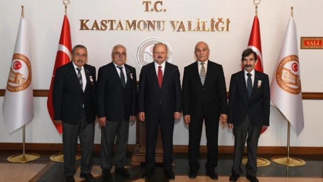 Şehit Aileleri Derneği'nden Vali Dallı'ya Ziyaret