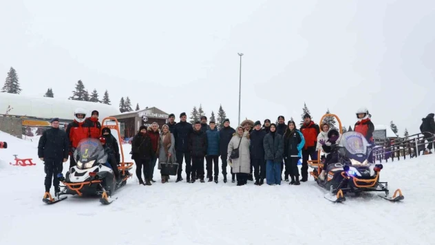 Şehit Aileleri Ve Çocukları Karın Tadını Jandarma Ekipleriyle Çıkardı
