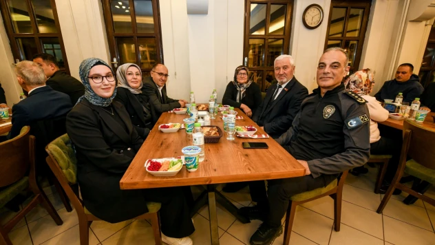 Şehit Aileleri Ve Gaziler İçin Yemek Programı Düzenlendi