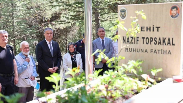 Şehit Polis Memuru Kabri Başında Dualarla Anıldı