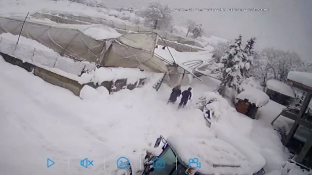 Seraların Çökme Anı Kamerada!