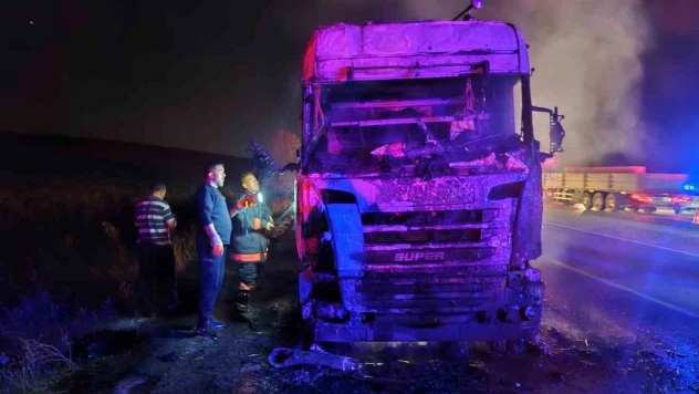 Alevlere Teslim Oldu