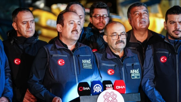 Sındırgı'da Kurulumu Tamamlanan 100 Konteyner Teslim Edildi