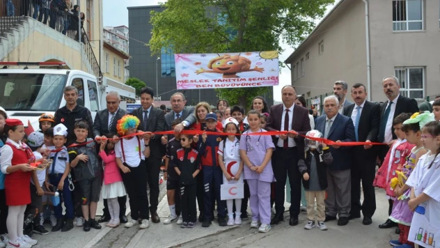 Sinop'ta 'Ben Büyüyünce' Adlı Meslek Tanıtım Şenliği