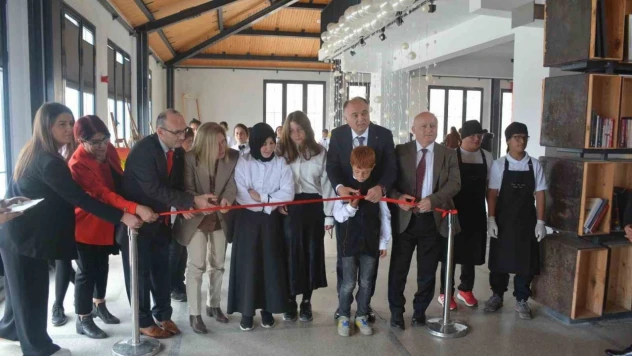 Sinop'ta 'Özelim Çocuk Korosu ve Karma Sanat Sergisi'